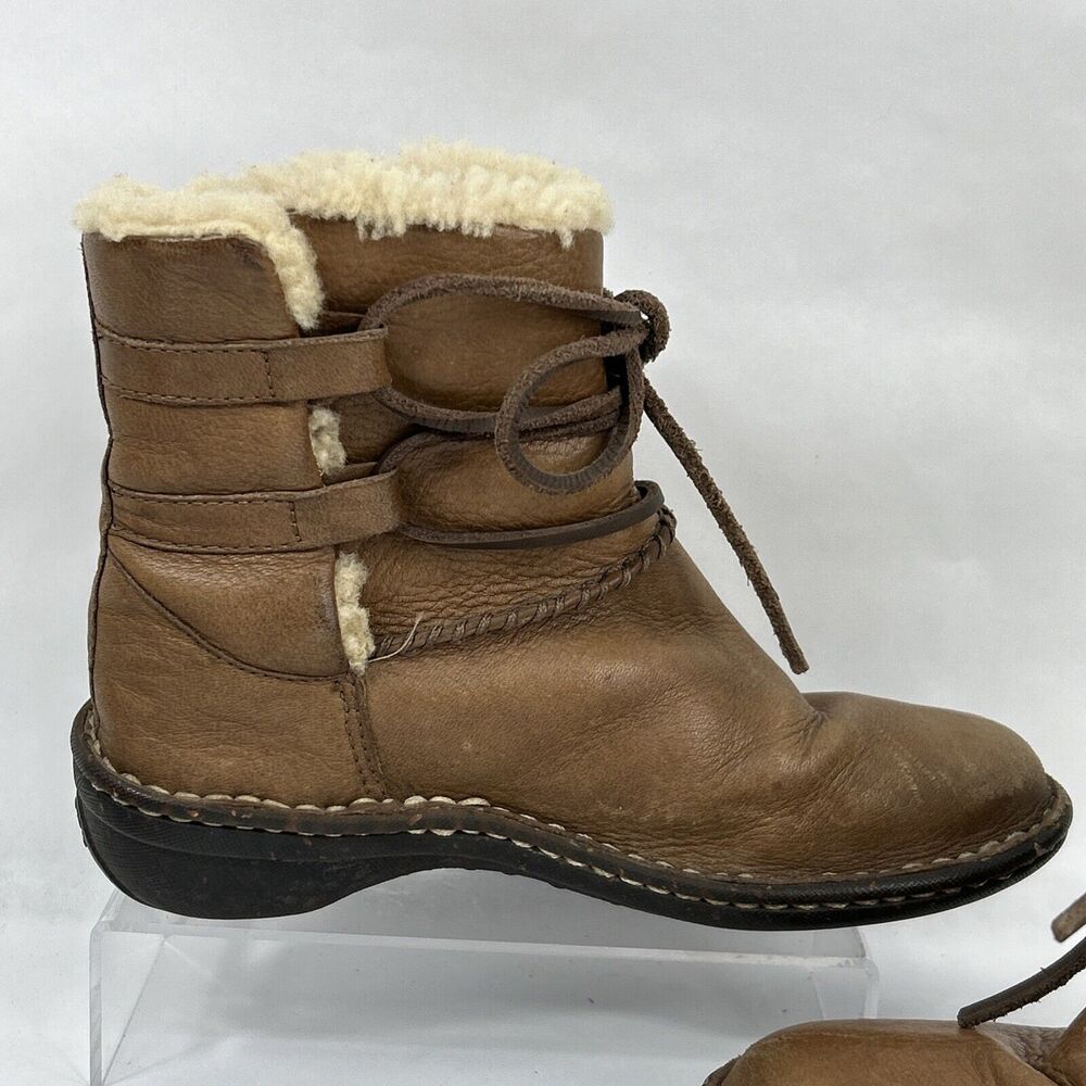 Ugg Boots Women 5 Caspia Ankle Short Sheepskin Winter Brown Leather Lace Up 1932 - Picture 3 of 15